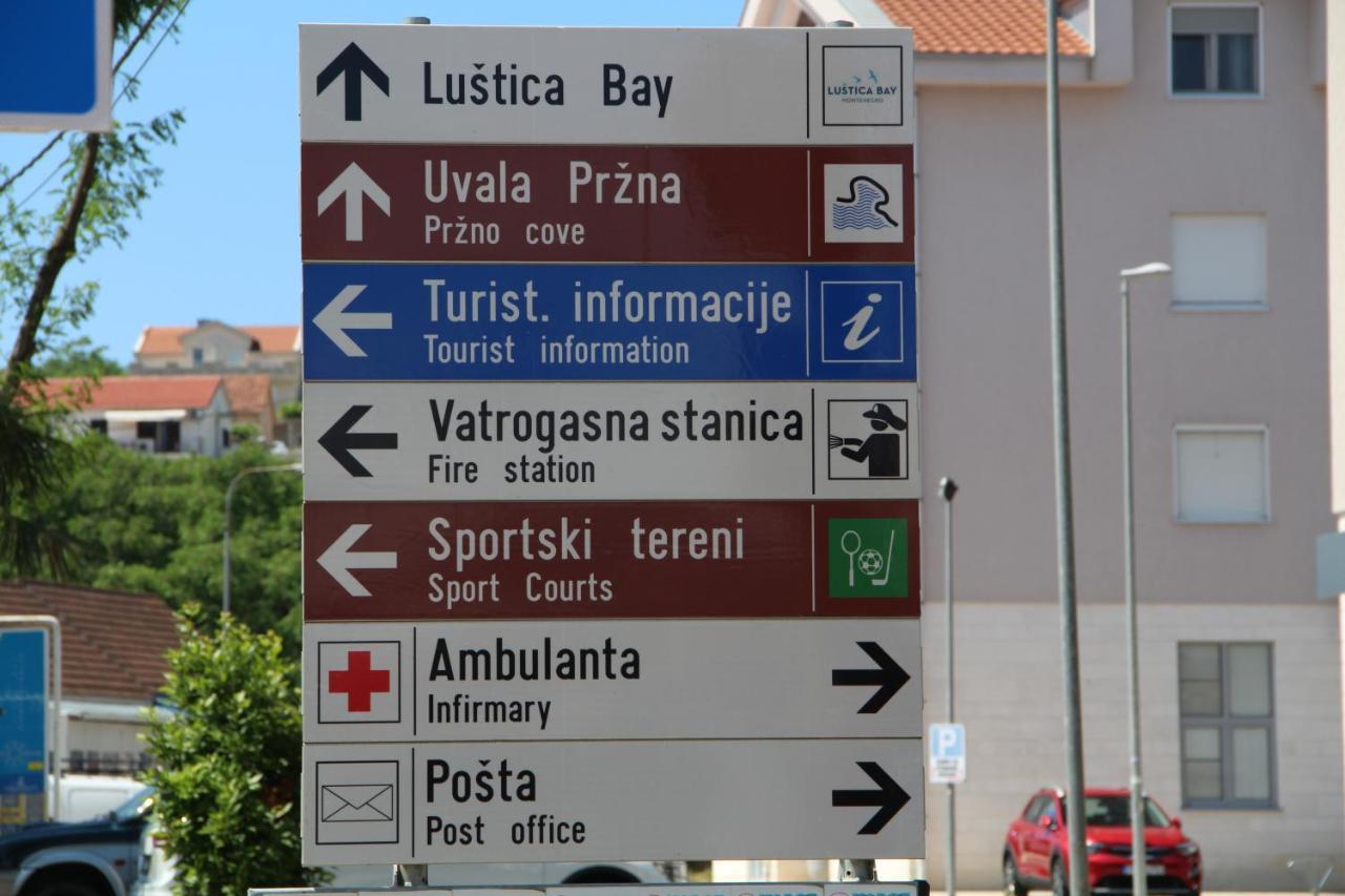 Apartments Lustica Radovici Eksteriør billede